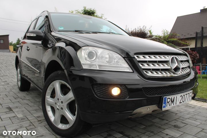 Mercedes-Benz ML - 22
