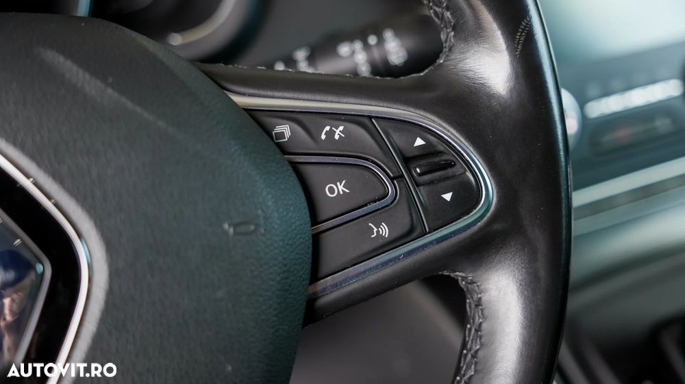 Renault Grand Scenic TCe 140 GPF EDC BLACK EDITION - 21