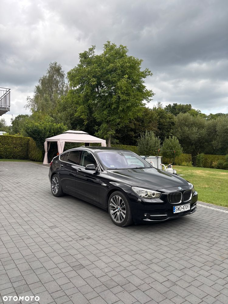 BMW Seria 5 530d xDrive - 7