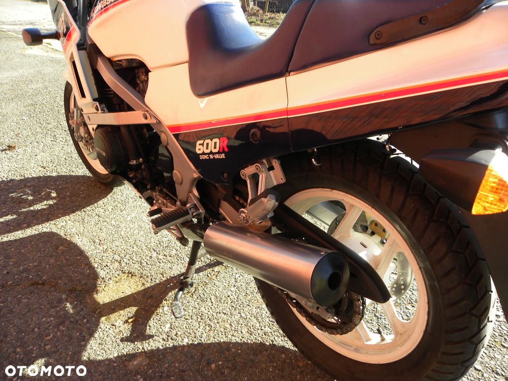 Kawasaki GPZ - 10