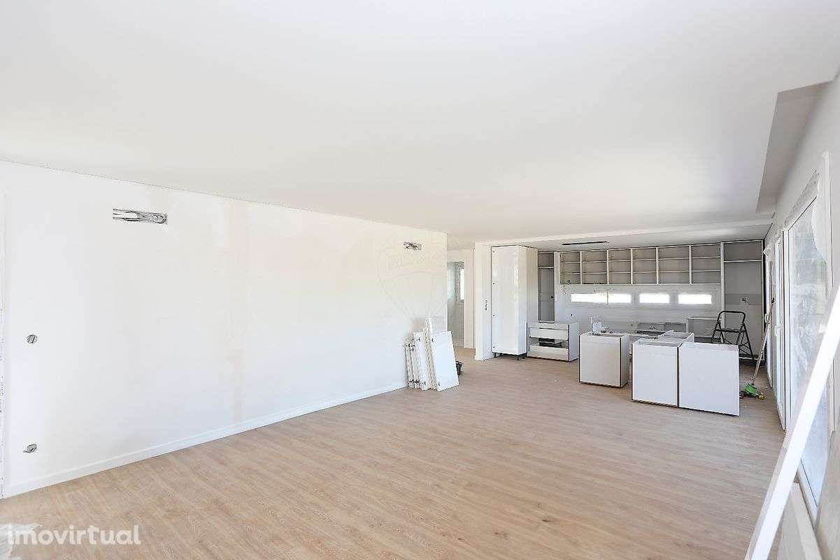 Moradia T4 para venda - Grande imagem: 2/26