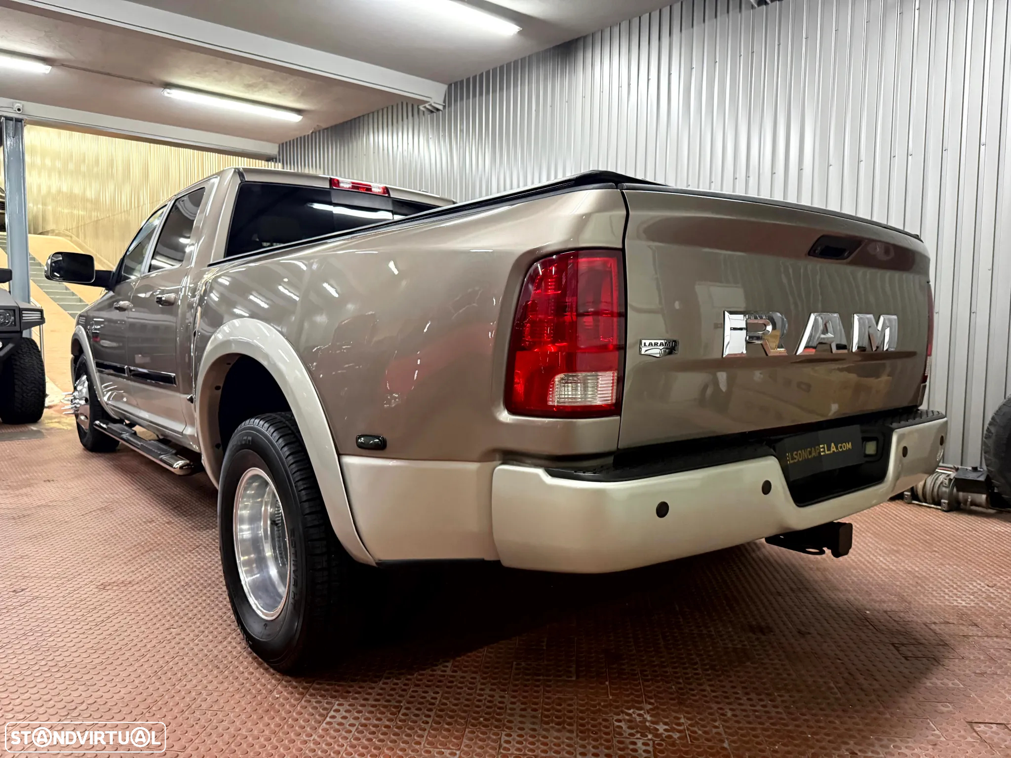 Dodge RAM 3500 Dually 6.7 Cummins Laramie - 5