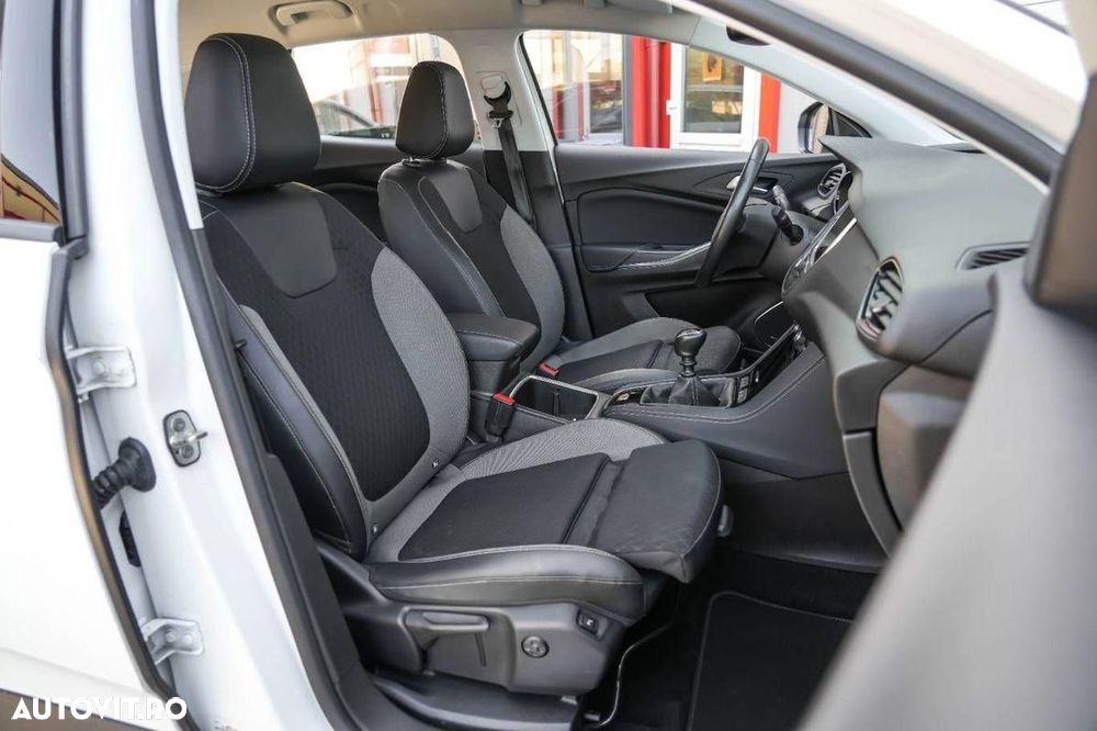 Opel Grandland X - 15