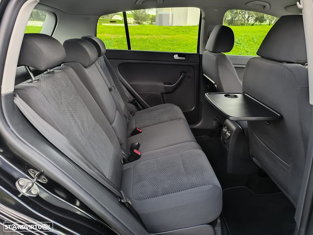 VW Golf Plus 1.6 TDi Highline - 15