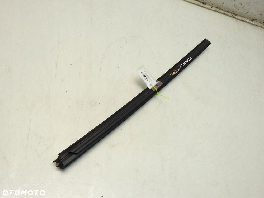 LISTWA ZGARNIAJĄCA DRZWI PRAWY TYŁ JAGUAR XF X250 6H52-21434 - 6