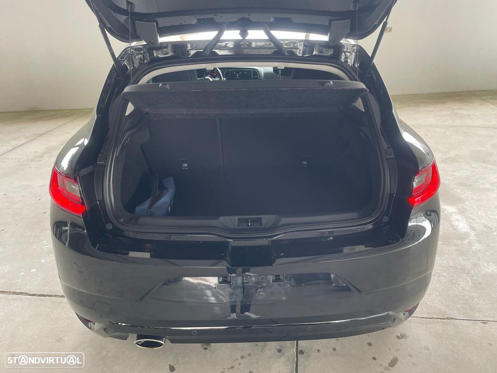 Renault Mégane ENERGY TCe 130 BOSE EDITION - 33