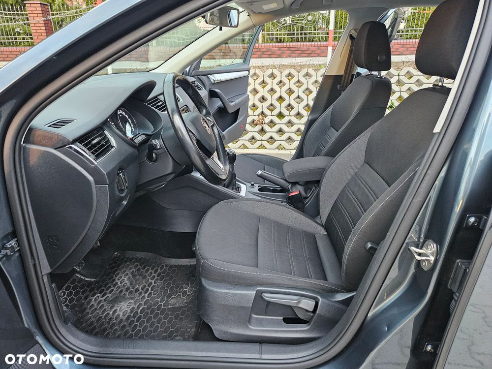Skoda Octavia 1.4 TSI Ambition - 14