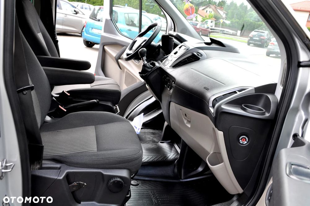 Ford Transit Custom 290 L1H1 Limited - 29