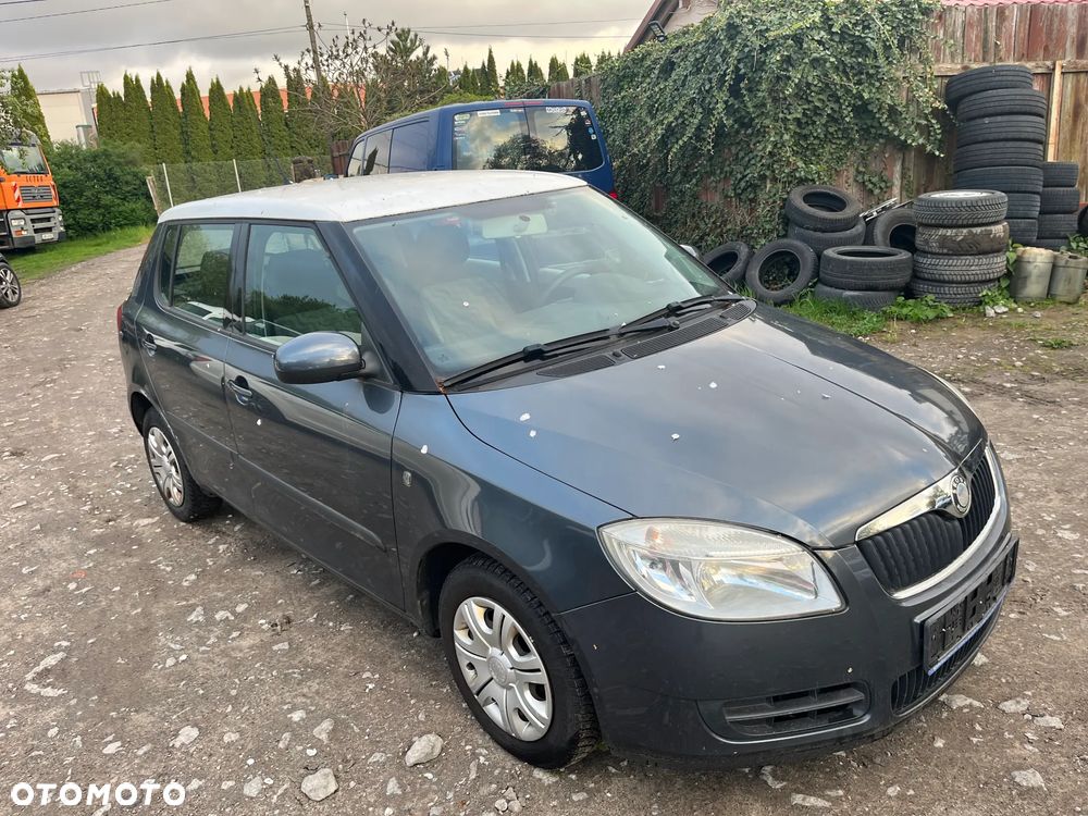 Skoda Fabia - 4