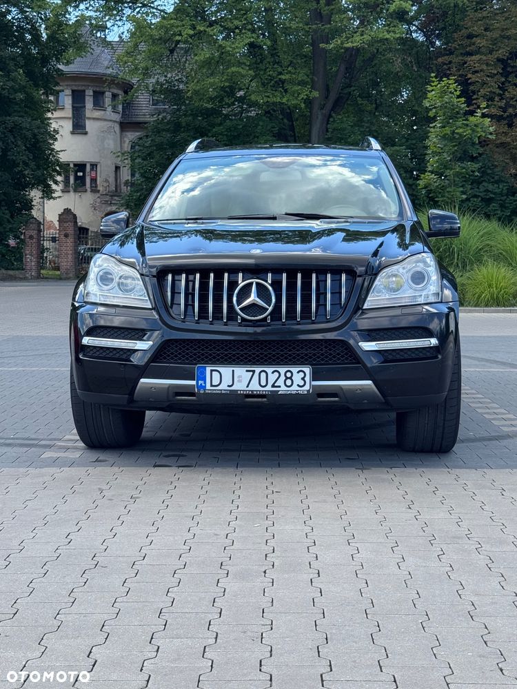 Mercedes-Benz GL 500 4Matic 7G-TRONIC - 1
