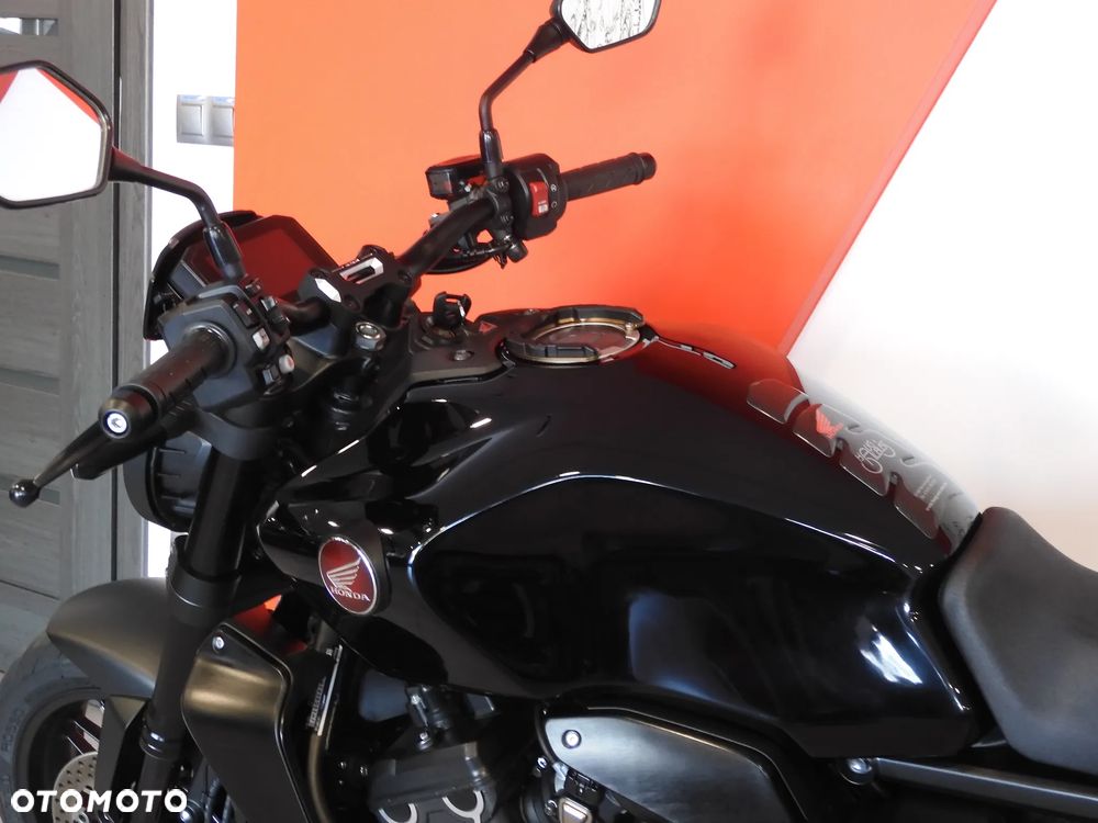 Honda CB - 31