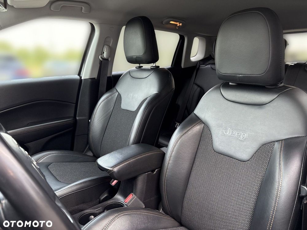 Jeep Compass 1.3 TMair Longitude FWD S&S DDCT - 11