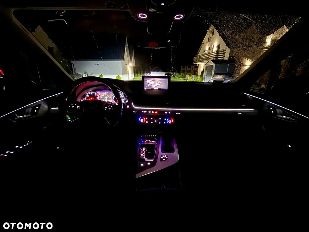 Audi Q7 - 7