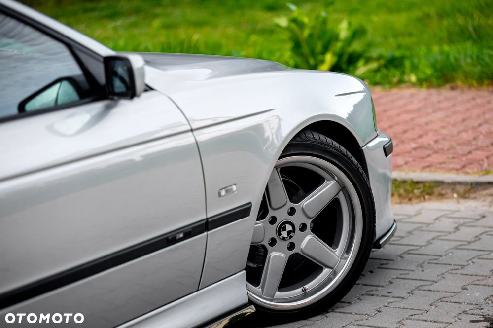 BMW Seria 5 523i - 10