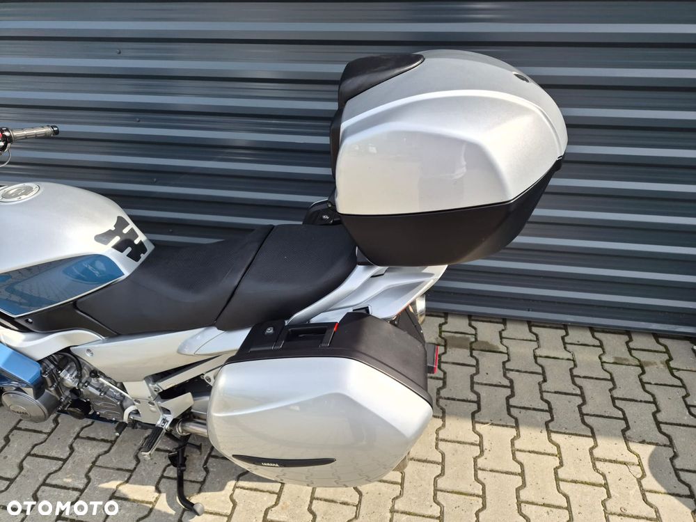 Yamaha FJR - 15