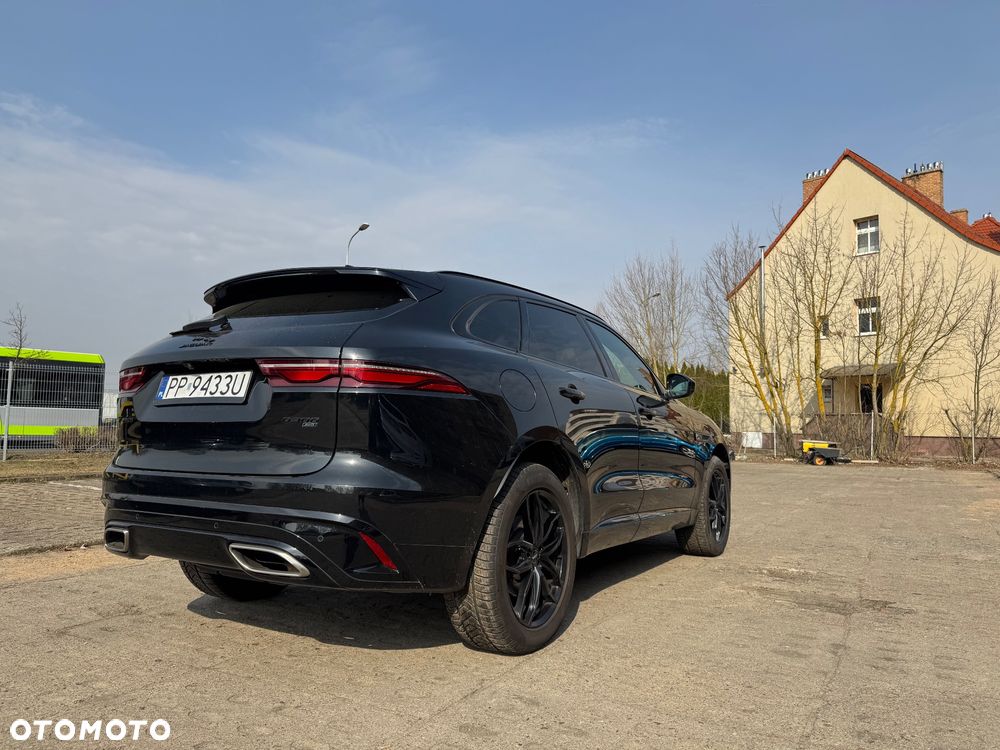 Jaguar F-Pace D300 AWD R-Dynamic SE 90th Anniversary Edition - 13