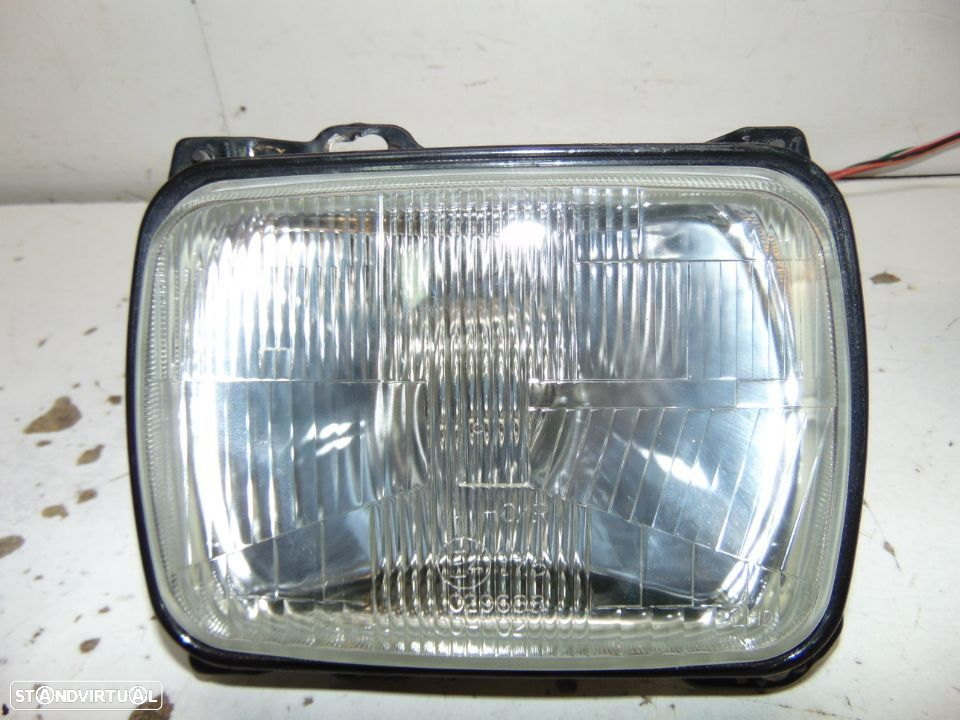 Subaru 700 farolins e faróis - 4