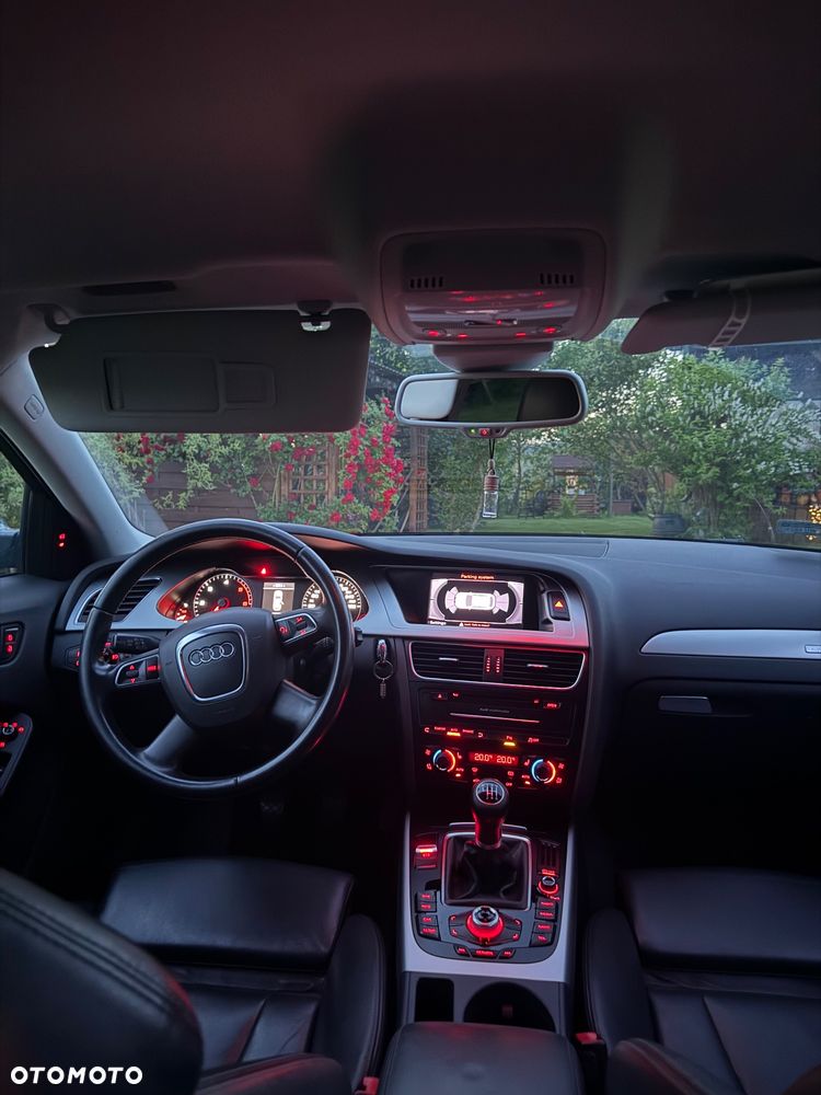 Audi A4 Avant 2.0 TDI Quattro - 13