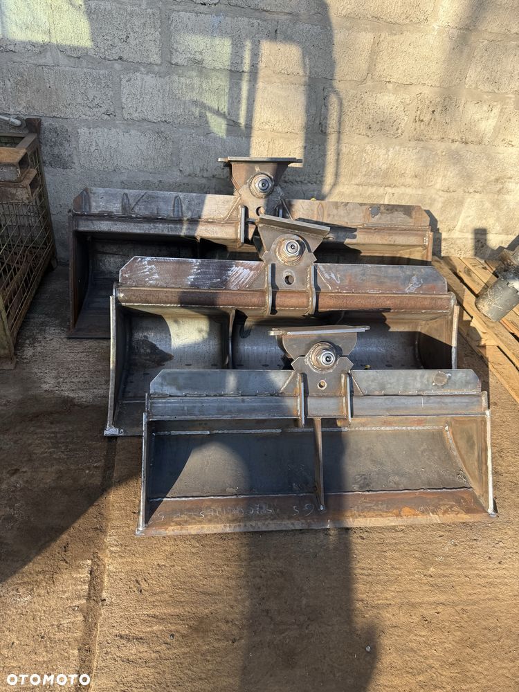 Lyzka skarpowa hydrauliczna skretna 100 łyżka 120 skarpówka 150 - 3