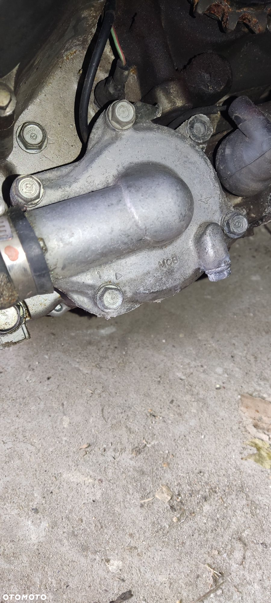 Honda transalp 650 pompa wody 2003 - 2