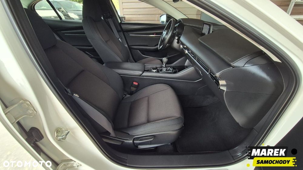 Mazda 3 - 10