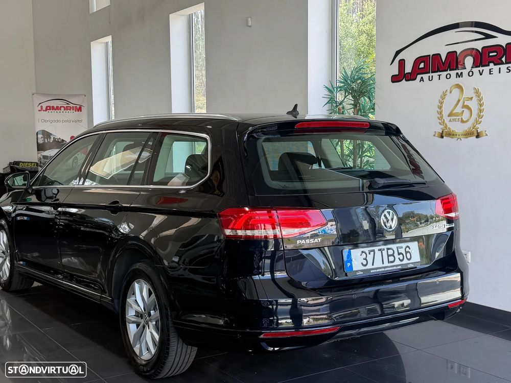 VW Passat Variant 2.0 TDI Confortline DSG - 2