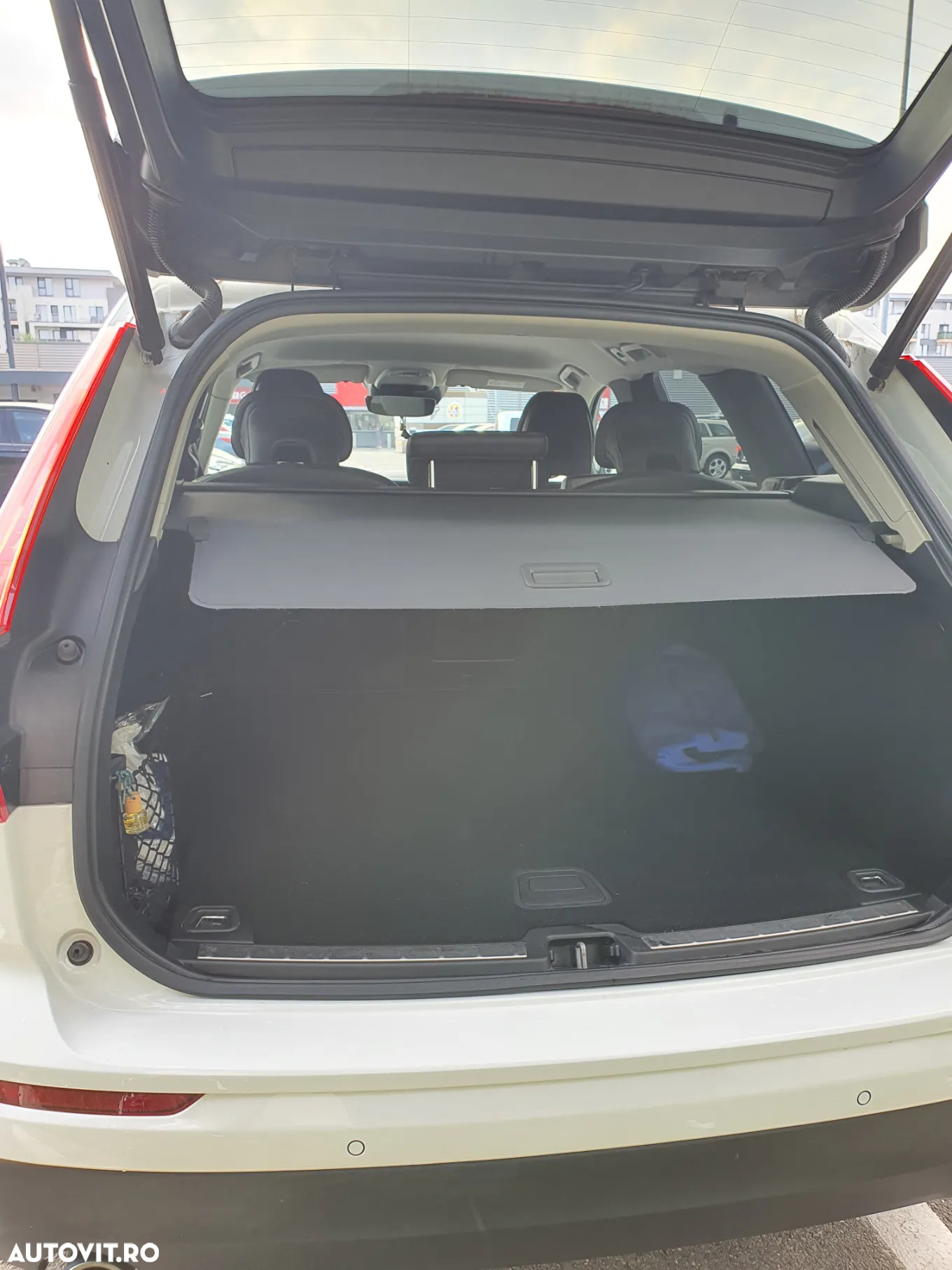 Volvo XC 60 - 8
