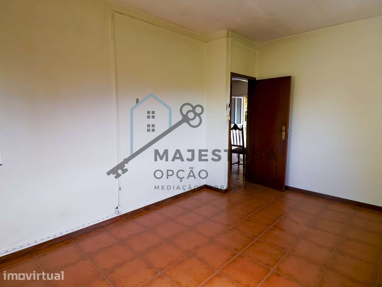 Moradia Isolada com Terreno de 4.329 m² — Arosa e Castelões, Guimarães - Grande imagem: 4/21
