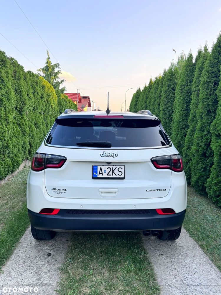 Jeep Compass - 4