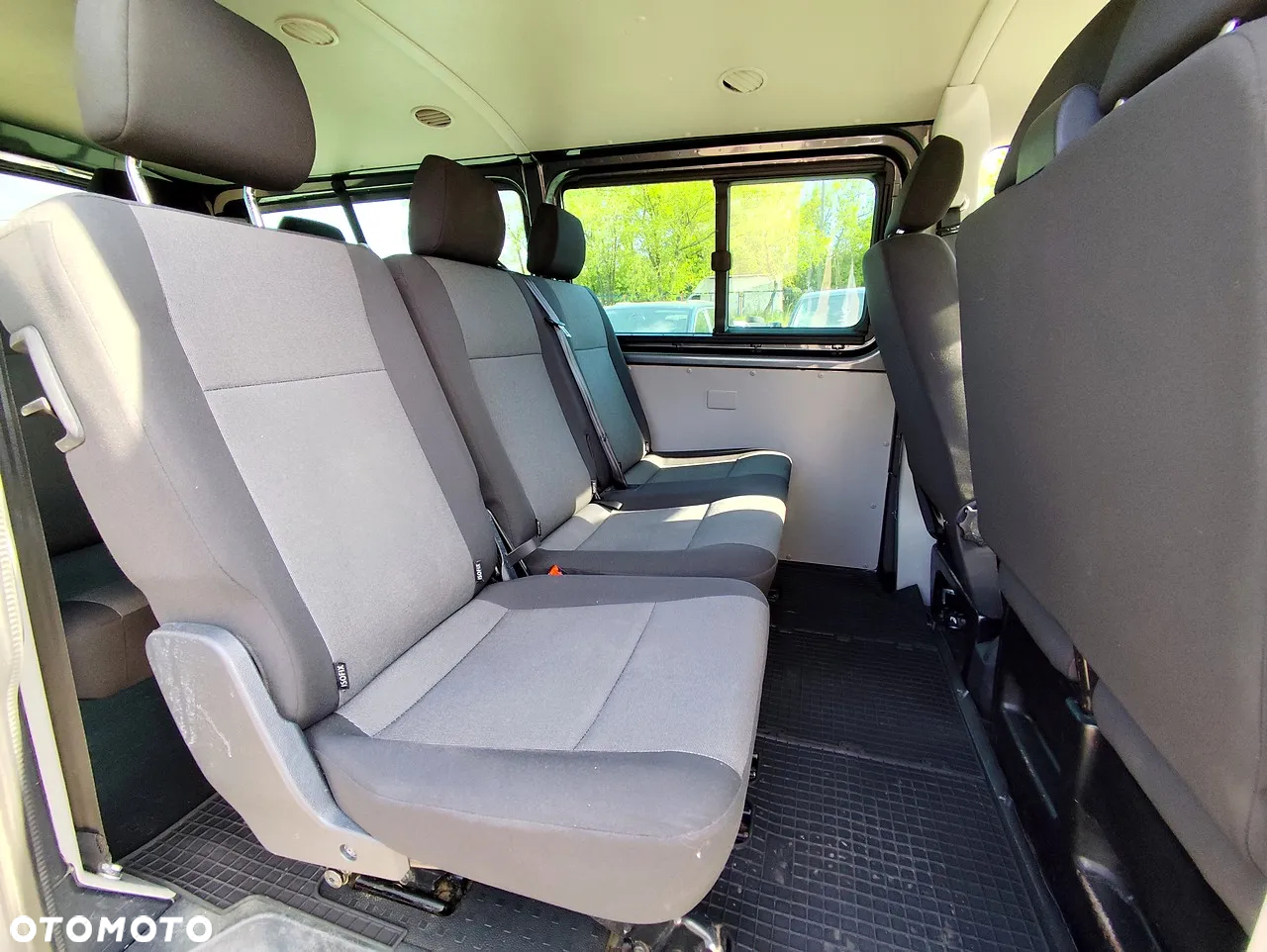 Volkswagen Transporter TDI Lang DSG 4MOTION Plus - 9