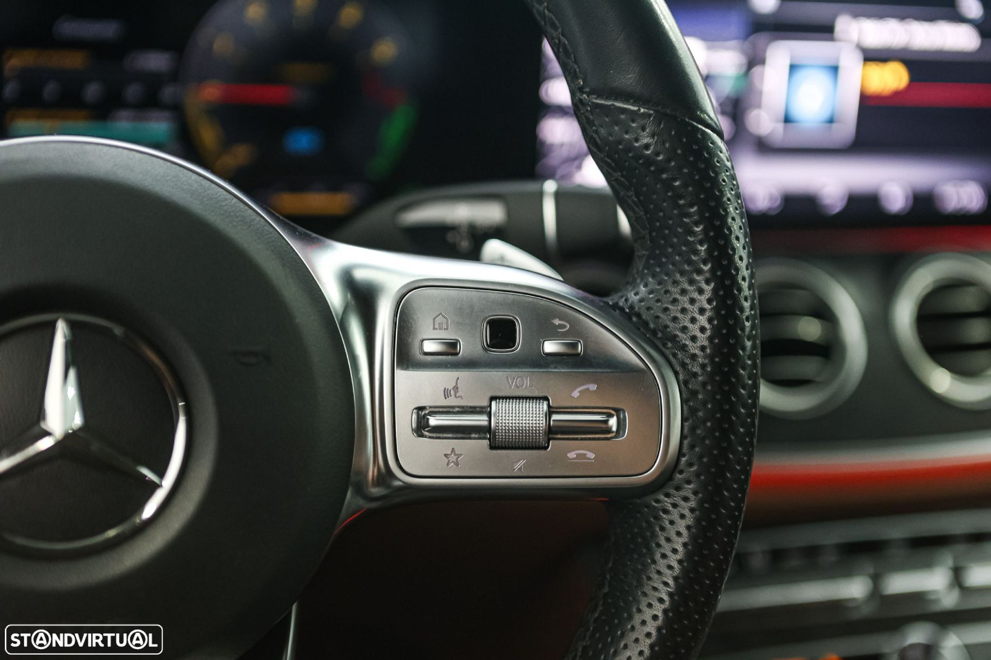 Mercedes-Benz E 300 de AMG Line - 24