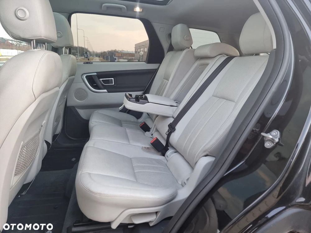 Land Rover Discovery Sport 2.0 Si4 HSE - 28