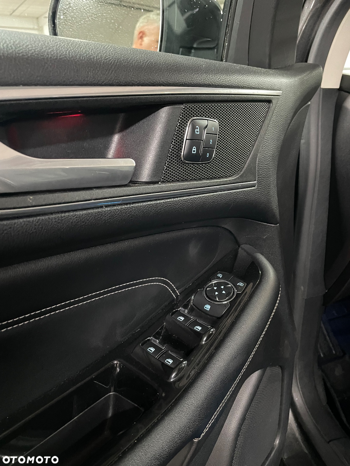 Ford Edge - 23