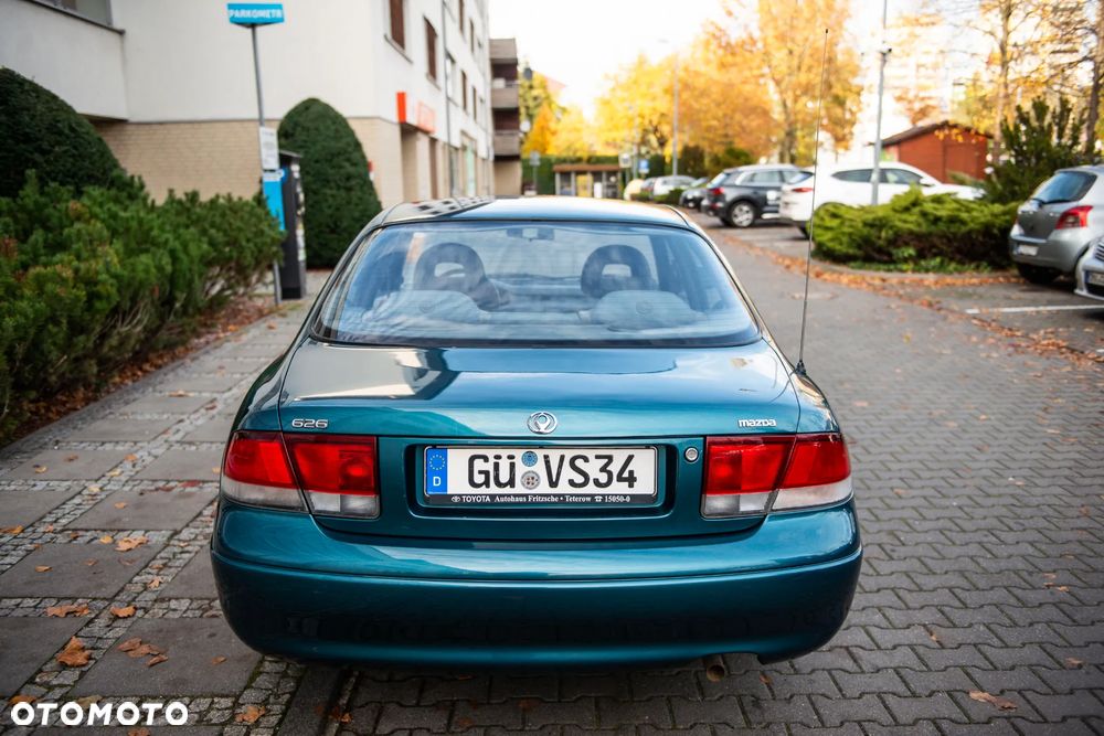 Mazda 626 2.0 - 14