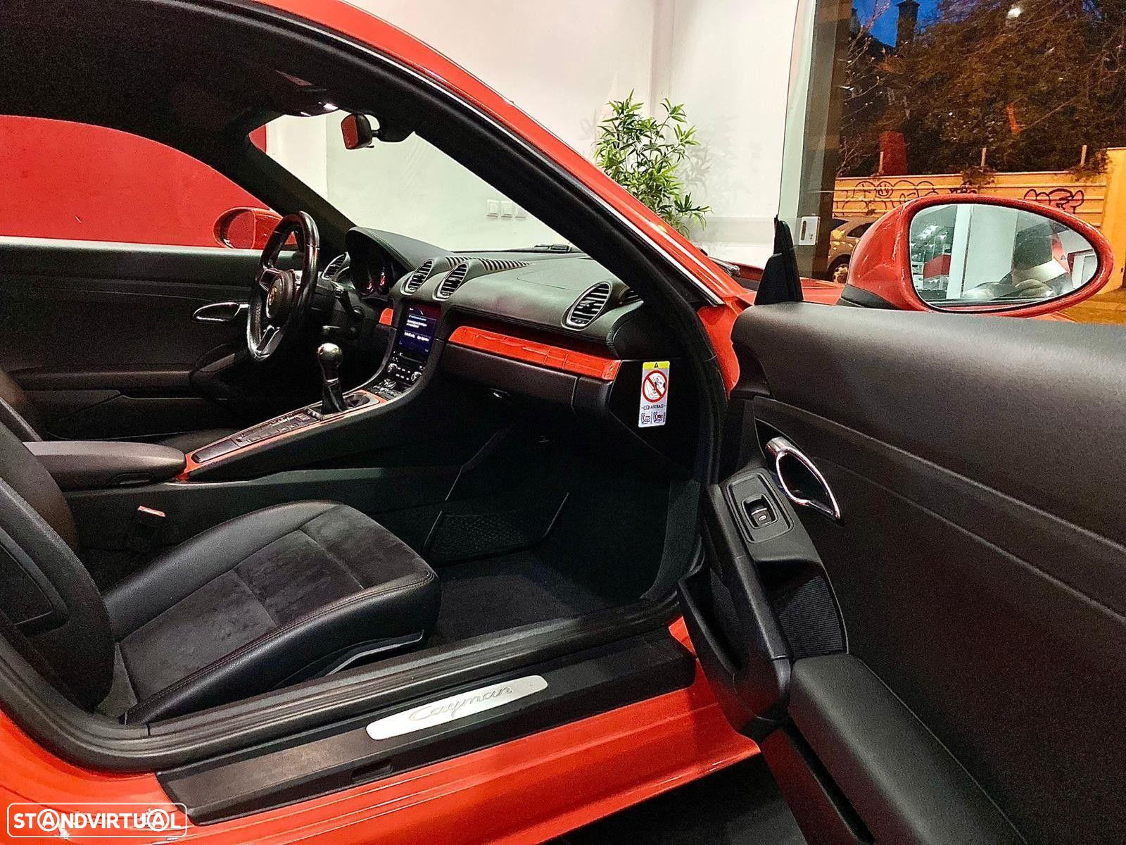 Porsche 718 Cayman 2.0 T - 26