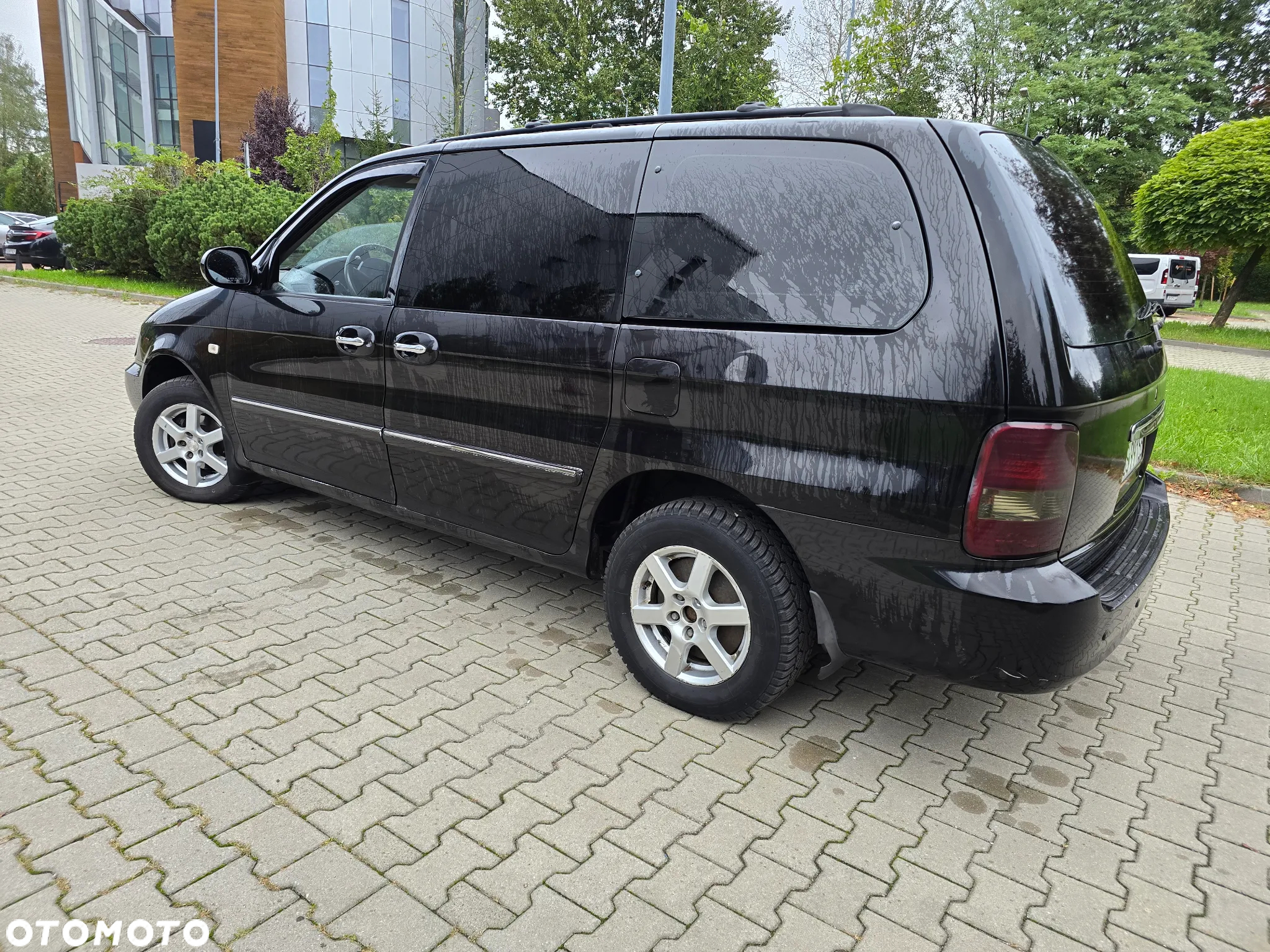 Kia Carnival CRDi LX - 16