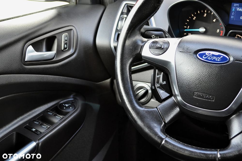 Ford Kuga 2.0 TDCi 2x4 Trend - 23