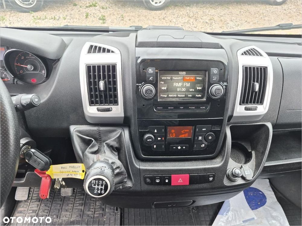 Peugeot Boxer 435 BlueHDi Euro 6 2179ccm - 165KM 3,5t 19-2 Boxer 435 BlueHDi L4 Premium - 15