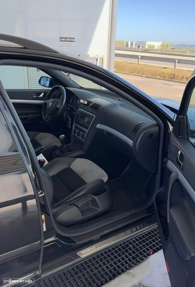 Skoda Octavia Break 2.0 TDI RS - 8