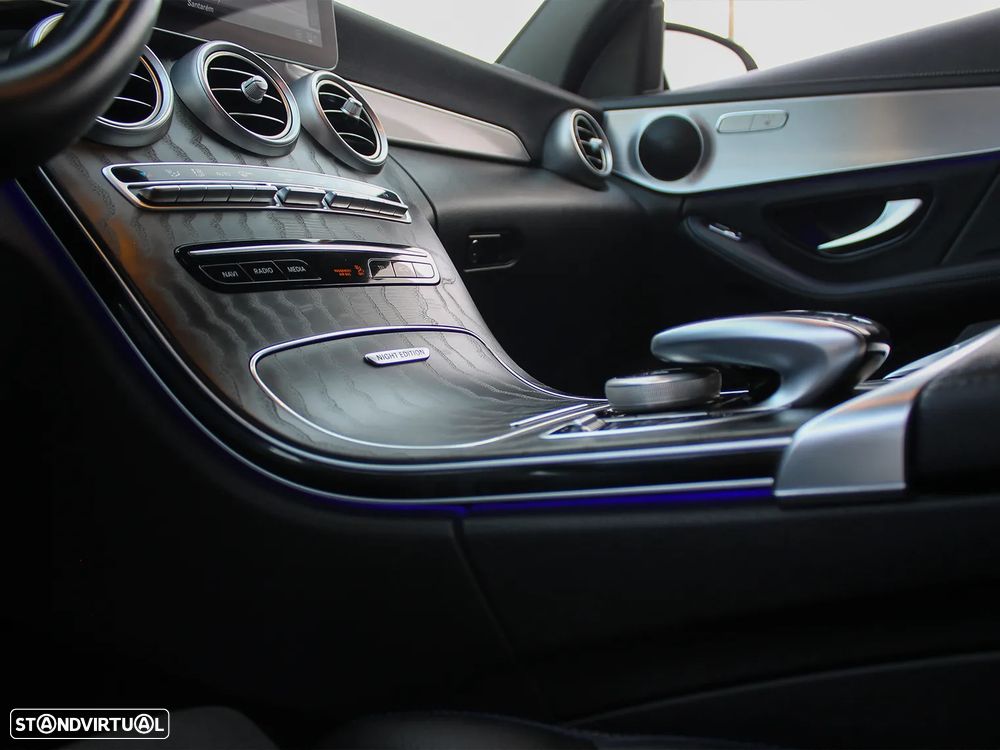 Mercedes-Benz C 300 de T 9G-TRONIC AMG Line - 17