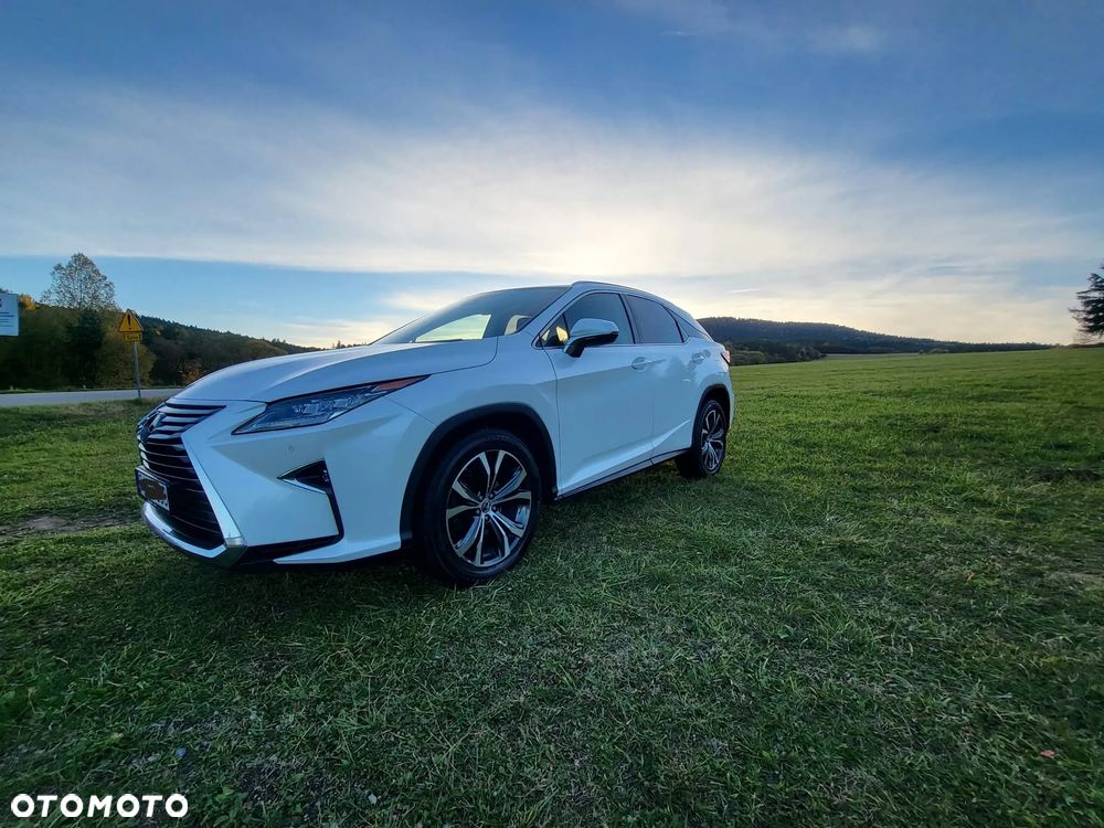 Lexus RX - 4