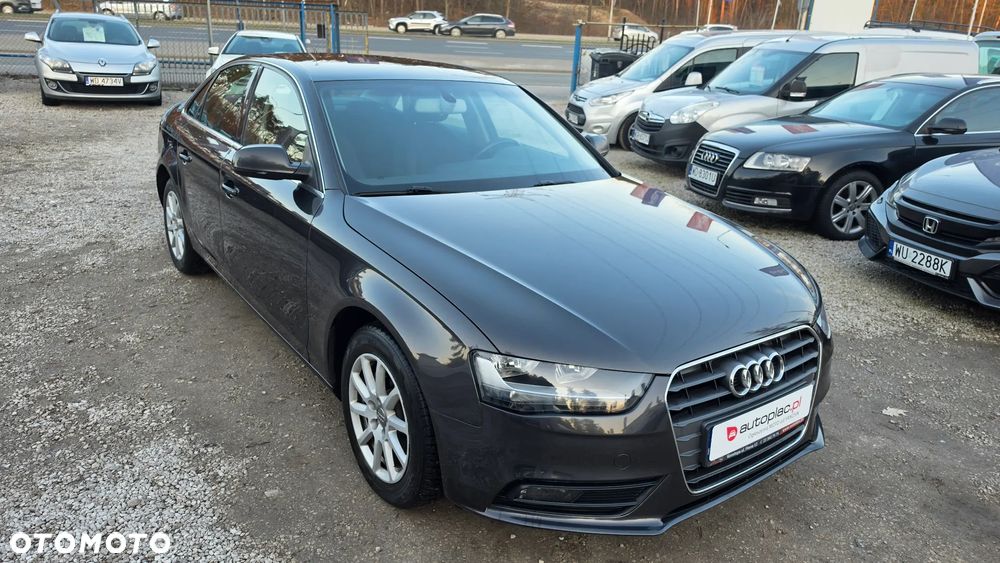 Audi A4 Limousine - 2