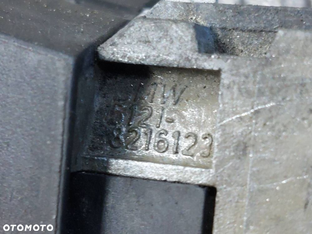 ZAMEK DRZWI LEWY PRZÓD + KLAMKA ZEWNĘTRZNA + WKŁADKA BMW E46 - 5