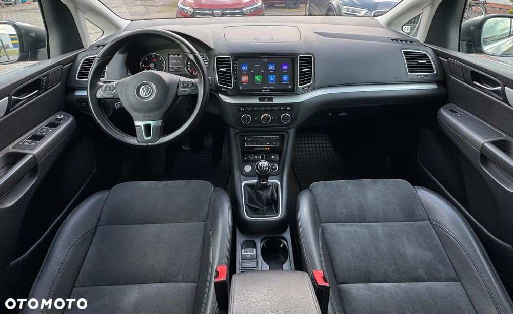 Volkswagen Sharan 2.0 TDI 4Motion BlueMotion Technology Highline - 14
