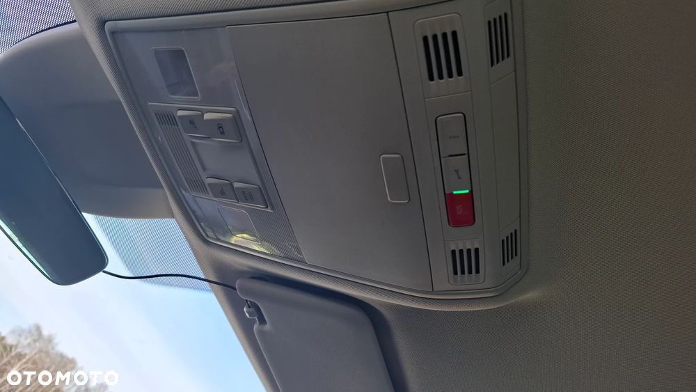 Skoda Superb 1.5 TSI ACT Style - 40