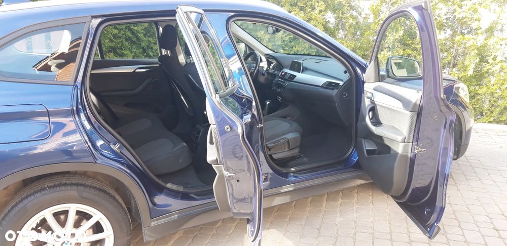 BMW X1 xDrive20i - 36