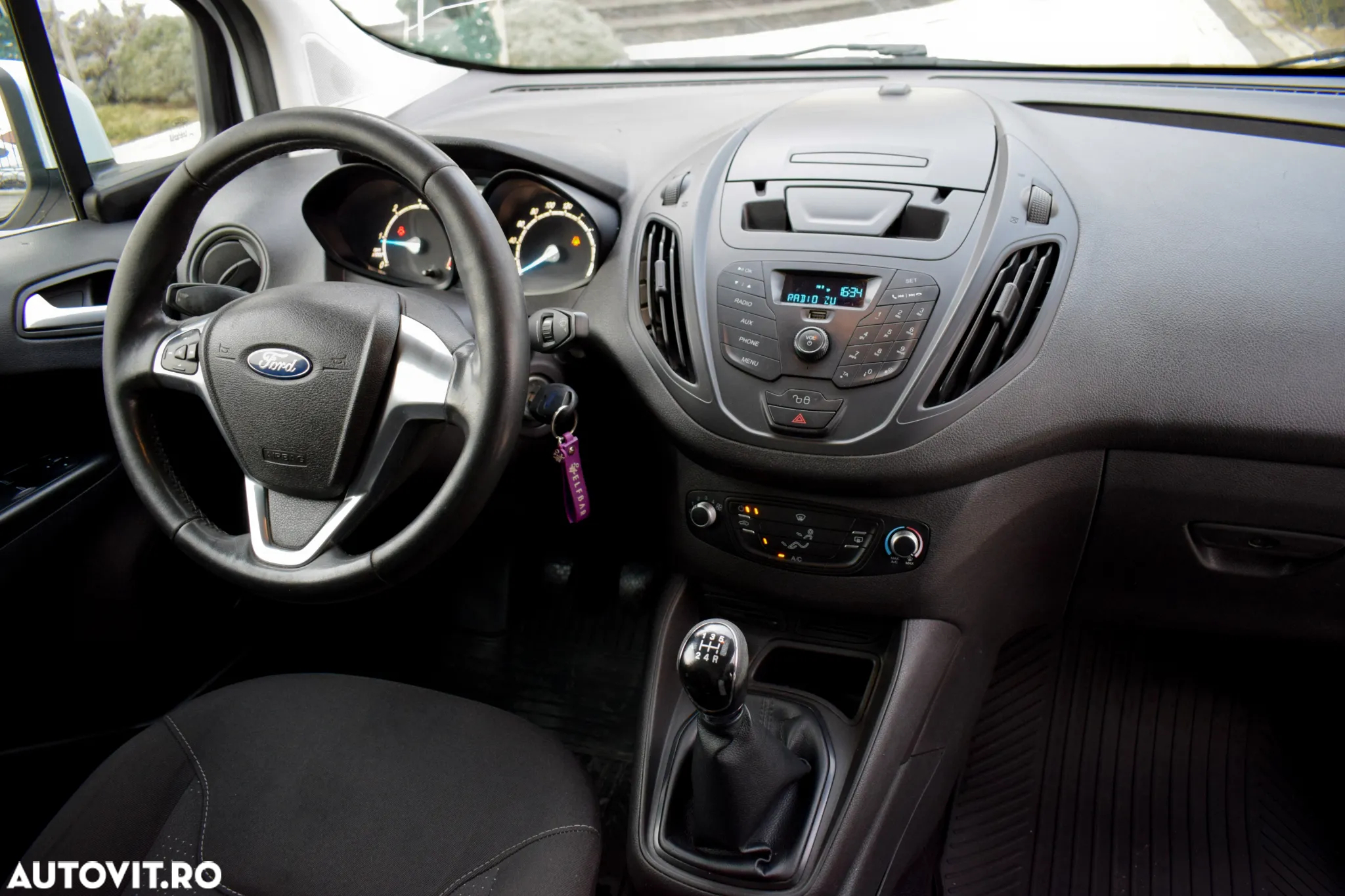 Ford TRANSIT COURIER - 16