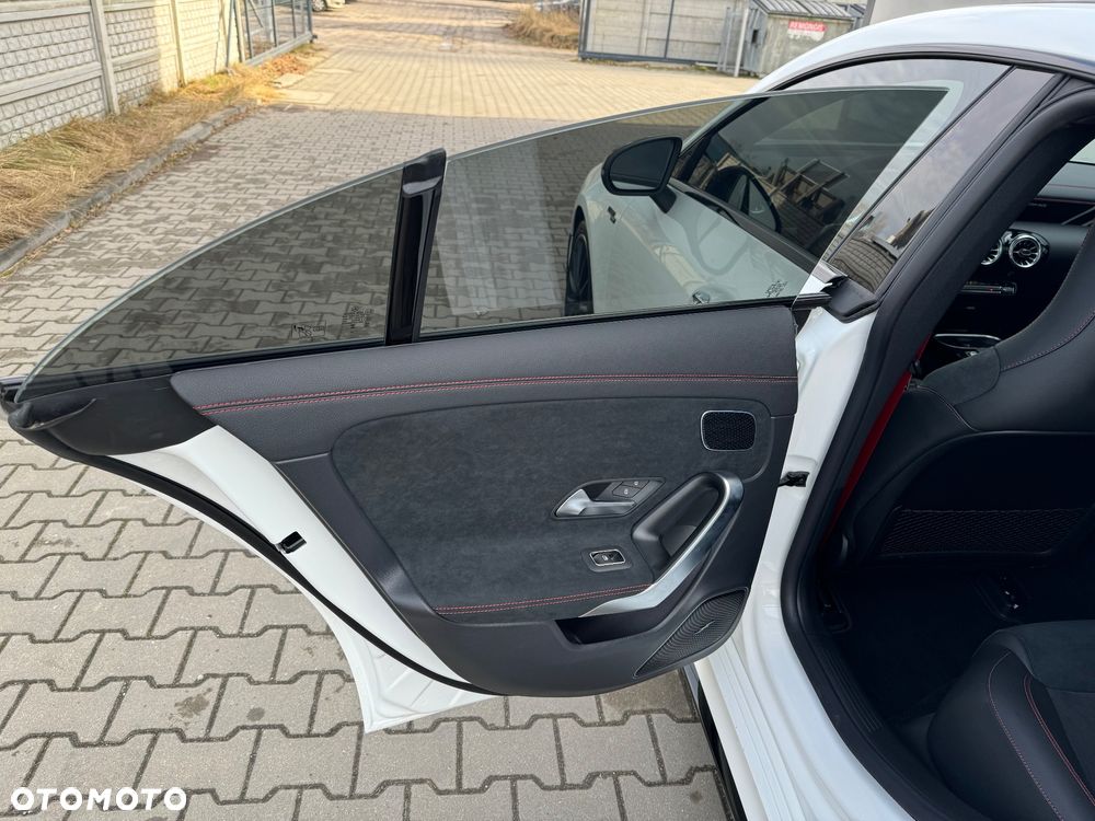 Mercedes-Benz CLA AMG 35 4Matic AMG Speedshift 8G-DCT AMG Line Advanced Plus - 31