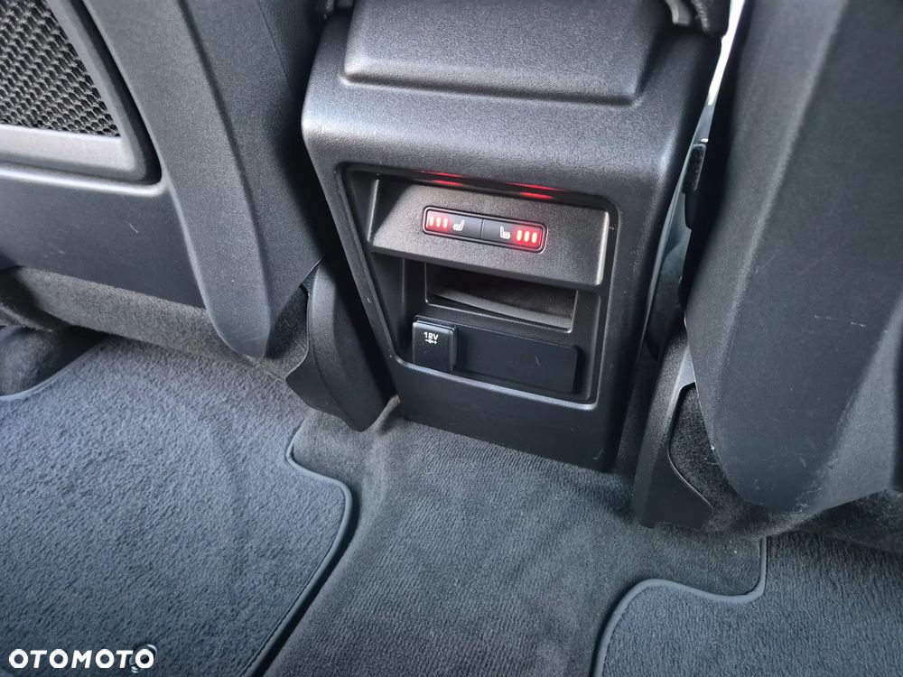 Land Rover Discovery Sport Si4 SE - 16