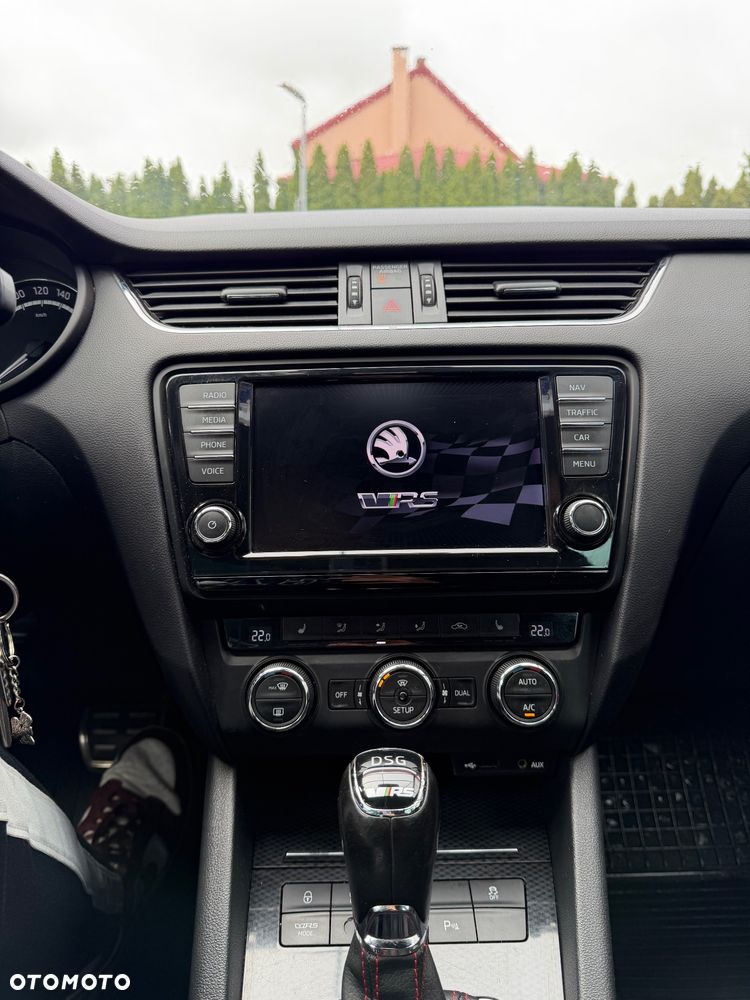 Skoda Octavia 2.0 TDI RS DSG - 13